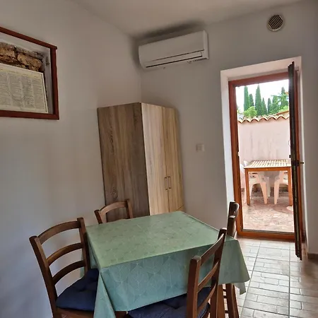 Διαμέρισμα Laiki Rovinjsko Selo